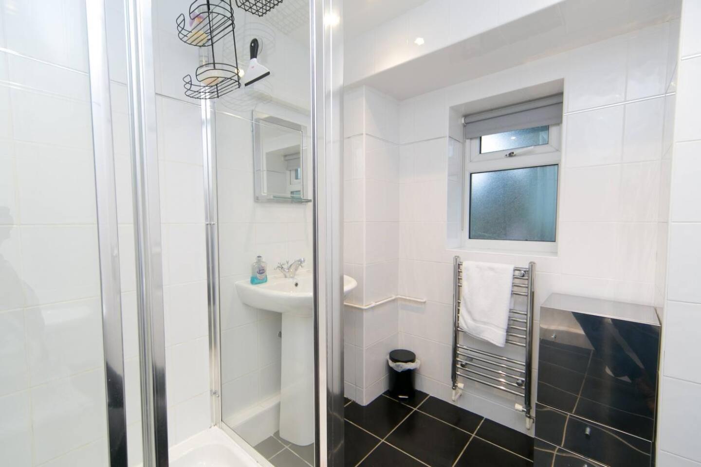 Pass The Keys Hafan Stylish 2 Bedroom Sea View Apartment プスヘリ エクステリア 写真