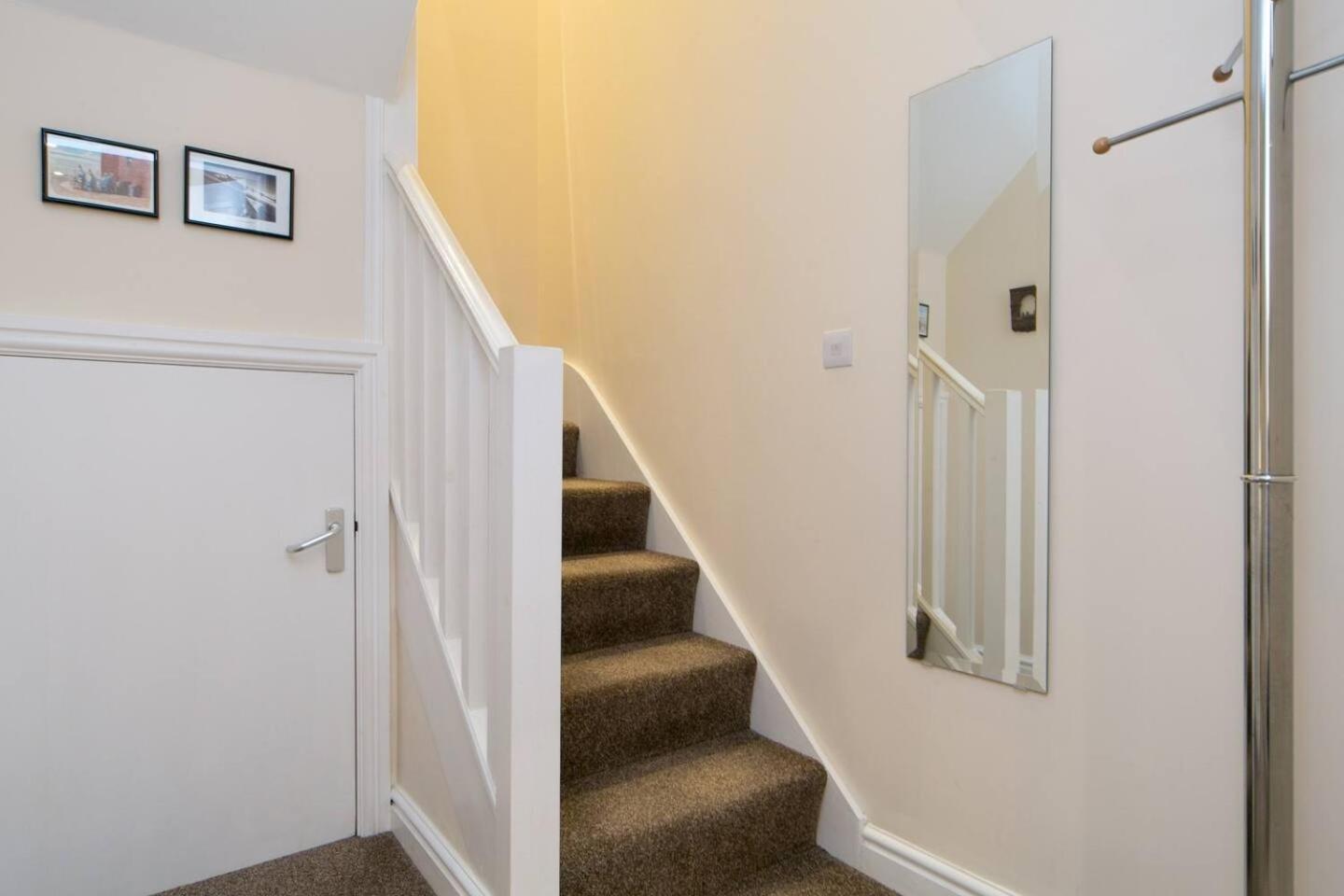 Pass The Keys Hafan Stylish 2 Bedroom Sea View Apartment プスヘリ エクステリア 写真