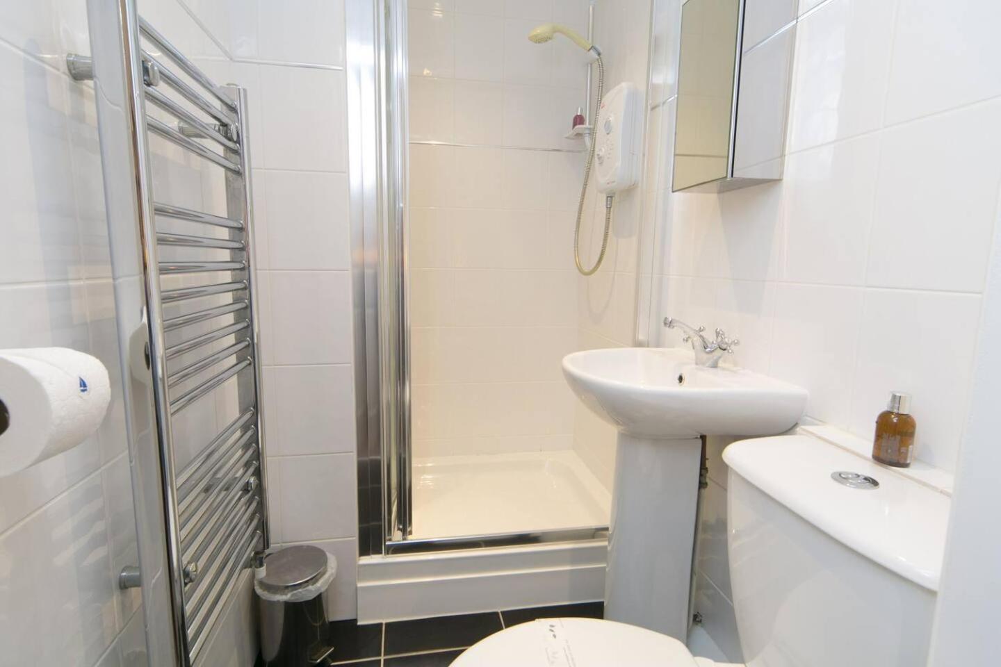 Pass The Keys Hafan Stylish 2 Bedroom Sea View Apartment プスヘリ エクステリア 写真