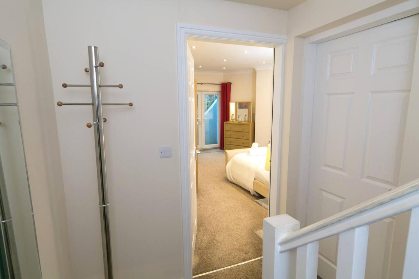 Pass The Keys Hafan Stylish 2 Bedroom Sea View Apartment プスヘリ エクステリア 写真