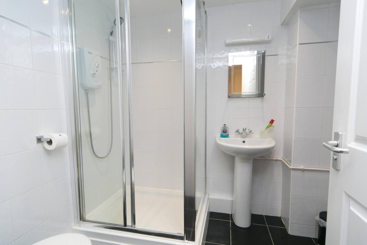 Pass The Keys Hafan Stylish 2 Bedroom Sea View Apartment プスヘリ エクステリア 写真