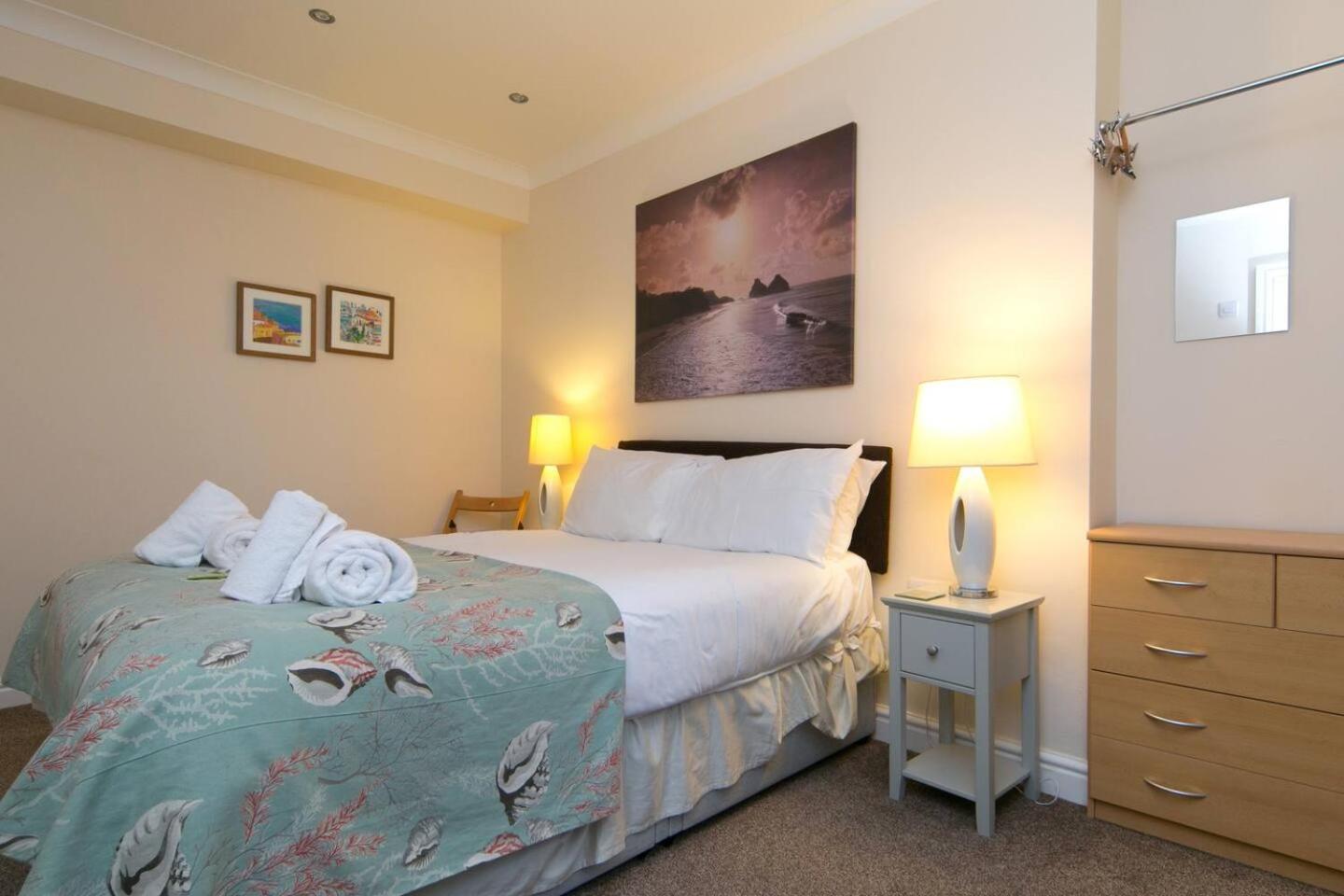 Pass The Keys Hafan Stylish 2 Bedroom Sea View Apartment プスヘリ エクステリア 写真
